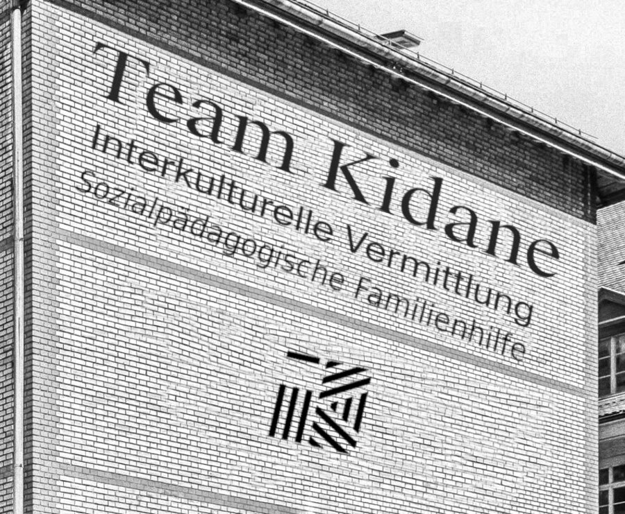 Team-Kidane-Beschriftung an unserem Standort am Sihlquai
